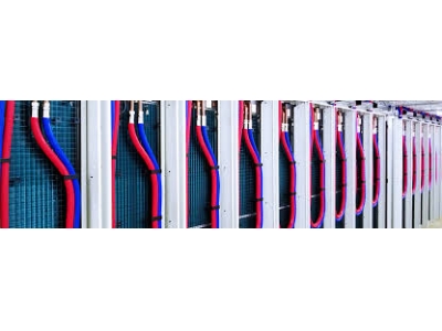 数据中心液冷系统流体软管组件选型指南